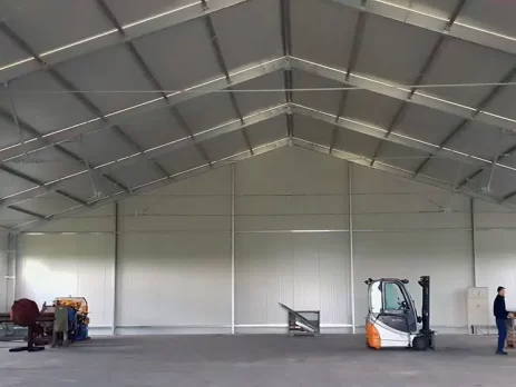 hangar_metallique-panneux-sandwich-463x348-1